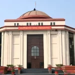 35 साल की नौकरी पर उठे सवाल! फर्जी जाति प्रमाणपत्र मामले में हाईकोर्ट सख्त