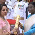धर्मेंद्र को मरणोपरांत मिला पद्म विभूषण: राष्ट्रपति भवन में अवॉर्ड लेते वक्त भावुक हुईं हेमा मालिनी, सोशल मीडिया पर लिखी दिल की बात