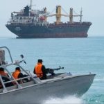 सीजफायर के बीच भीषण टकराव: अमेरिकी सेना का ईरान पर बड़ा हवाई हमला, IRGC मिसाइल लॉन्चर और कई नावें तबाह