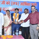 यूपीएससी IFS में चमका मुंगेली का बेटा: गुरुदयाल जांगड़े बने जंगलों के अफसर, गांव पहुंच बधाई देने उमड़े विधायक-कलेक्टर