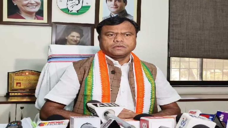 मोदी-मेलोनी पर दीपक बैज का विवादित तंज: ‘हनीमून और वेडिंग शूट’ वाले बयान से गरमाई सियासत