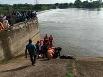 CG: खारुन नदी में डूबे युवक का शव SDRF ने  निकाला