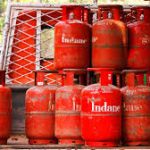 LPG सिलेंडर नियम: नए गैस कनेक्शन पर रोक, अब सिर्फ पुराने कनेक्शन होंगे ट्रांसफर; इन लोगों की सब्सिडी भी खत्म