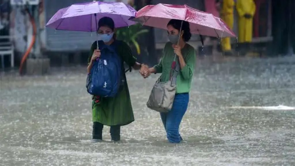 मौसम विभाग ने जारी की चेतावनी कई राज्यों में मूसलाधार बारिश