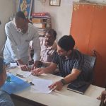 निजी गोदाम से सहकारी समिति की खाद जब्त