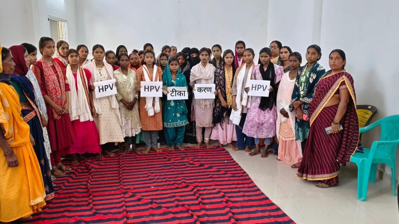 राष्ट्रीय एचपीवी टीकाकरण अभियान में बलरामपुर-रामानुजगंज बना छत्तीसगढ़ का  अग्रणी जिला – अमृत संदेश