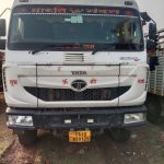 अवैध खनिज कारोबार पर प्रशासन का बड़ा प्रहार: 03 हाइवा, 03 ट्रैक्टर-ट्रॉली, जेसीबी और ट्रेलर जप्त, डिपो सील