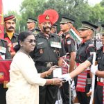 आईएमए पासिंग आउट परेड: राष्ट्रपति द्रौपदी मुर्मु ने की समीक्षा, महिला कैडेटों के नेतृत्व को बताया ऐतिहासिक मील का पत्थर