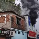 रायपुर के बढ़ईपारा में किराना दुकान में लगी आग, शॉर्ट सर्किट की आशंका