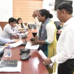 अवैध गतिविधियों और अपराध पर कार्यवाही की मांग,क्षेत्रवासी पहुंचे जनदर्शन