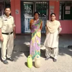 5 लीटर महुआ शराब के साथ महिला आरोपी गिरफ्तार
