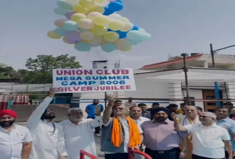 यूनियन क्लब के सिल्वर जुबली मेगा समर कैंप के समापन समारोह में शामिल हुए बृजमोहन अग्रवाल