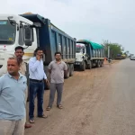 रेत भरे 10 हाइवा जब्त, अवैध परिवहन पर प्रशासन की बड़ी कार्रवाई