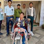 थमे कदम, बढ़े हौसले: दिव्यांग मनुराज को मिला संबल, मोटराइज्ड ट्राईसाइकिल से आसान हुआ स्कूल का सफर