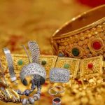 सोना-चांदी के दाम में गिरावट के संकेत: 2026 के अंत तक सस्ता हो सकता है गोल्ड, जानें आज का भाव
