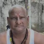 पंचायत से वेतन वसूली के लिए अनोखा विरोध, भाई ने मुंडवाया सिर