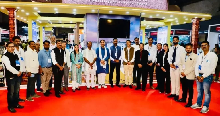 टीटीएफ कोलकाता-2026 में छत्तीसगढ़ टूरिज्म का जलवा, 21 राज्यों के बीच मिला 'बेस्ट डेकोरेशन ऑफ स्टॉल एंड अपीयरेंस' राष्ट्रीय सम्मान – अमृत संदेश