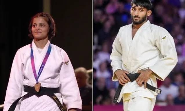BREAKING NEWS : कॉमनवेल्थ गेम्स में भारत का जलवा, हर्ष सिंह और अस्मिता डे ने जीता गोल्ड