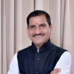 विकास कार्यों में तेजी लाकर समय-सीमा में करें पूरा-तोखन साहू