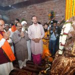 कन्या पूजन कर कन्या भोज में हुए शामिल, प्रदेशवासियों की सुख-समृद्धि की कामना की