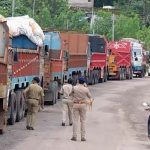 किरंदुल में सड़क किनारे खड़े 116 ट्रकों पर कार्रवाई, BTOA को व्यवस्थित पार्किंग के निर्देश