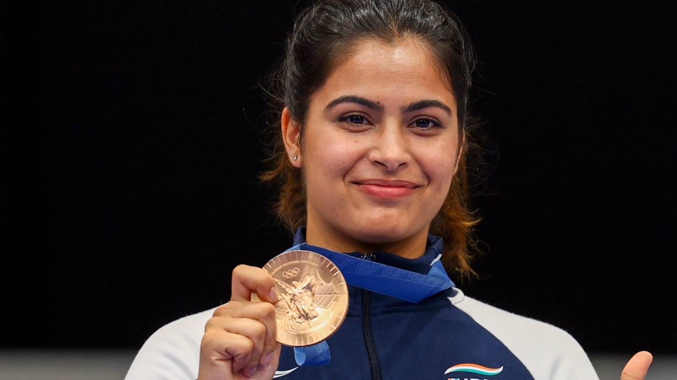 एशियाई खेलों की टीम में बड़ा उलटफेर: मनु निराश, सिंधू की जीत