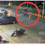कोरबा में भीषण सड़क हादसा: कार से टकराकर हवा में उछला बाइक सवार, स्कूटी से भी हुई भिड़ंत